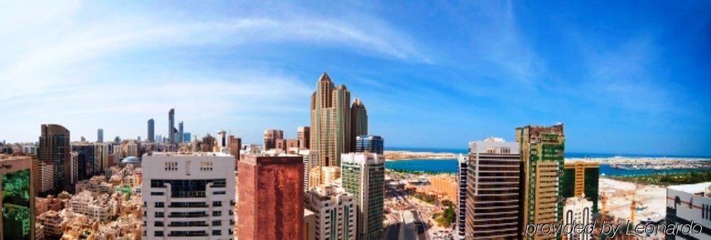 Swiss Hotel Corniche Abu Dhabi Servis gambar